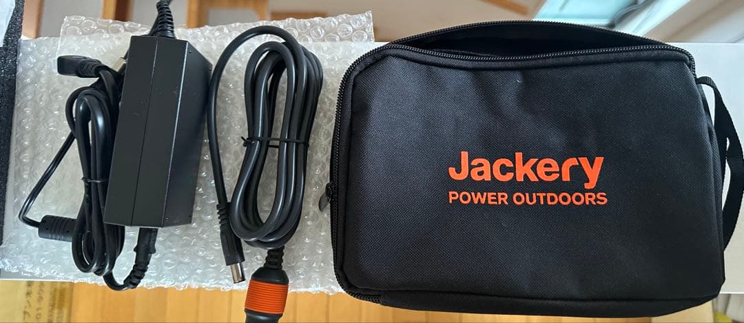 Jackeryポータブル電源 400（403Wh/200W）