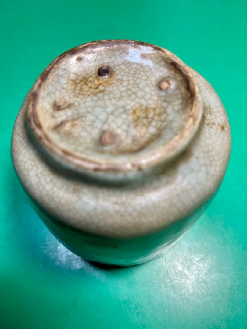 高麗青磁 蓮弁紋筒茶碗１個【茶道具】