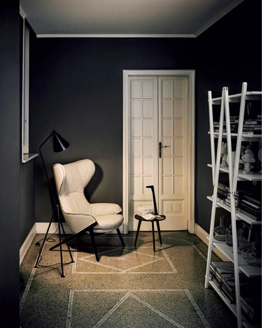 Cassina カッシーナ 834 CICOGNINO  サイドテーブル 黒