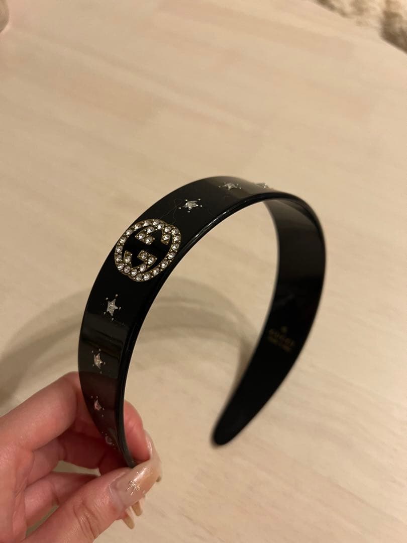GUCCI ブラック ストーン付き ヘアバンド