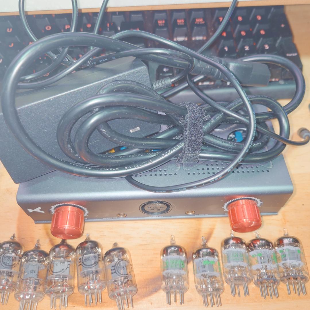 xDuoo ヘッドフォンアンプ MT-604(真空管＋バランスケーブルオマケ)