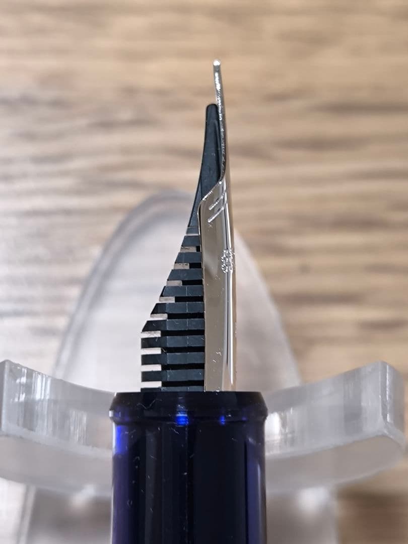 プラチナ万年筆 #3776 センチュリー ロジウムフィニッシュ シャルトルブルー