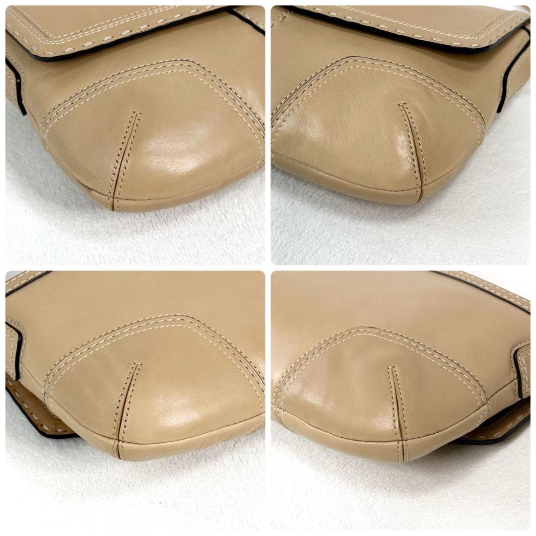 COACH ターンロック レザー フラップ ベージュ ショルダーバッグ 肩掛け