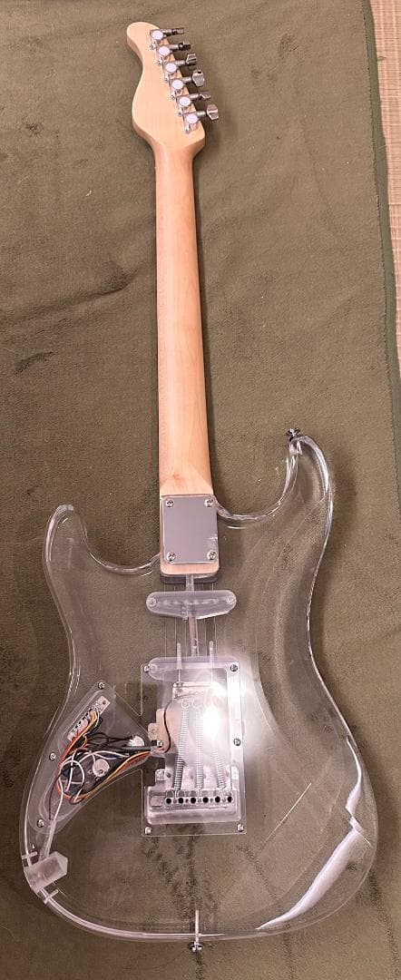 GALYDA　アクリル　透明　エレキギター　激レア　未使用に近い！