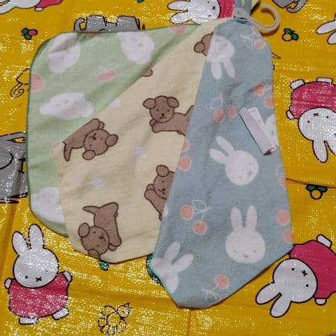 ミッフィー　タオル　ループ付き