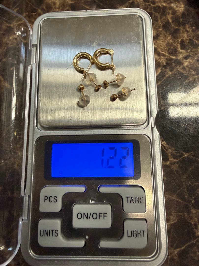 18金 ループとスタッドのイヤリングセット