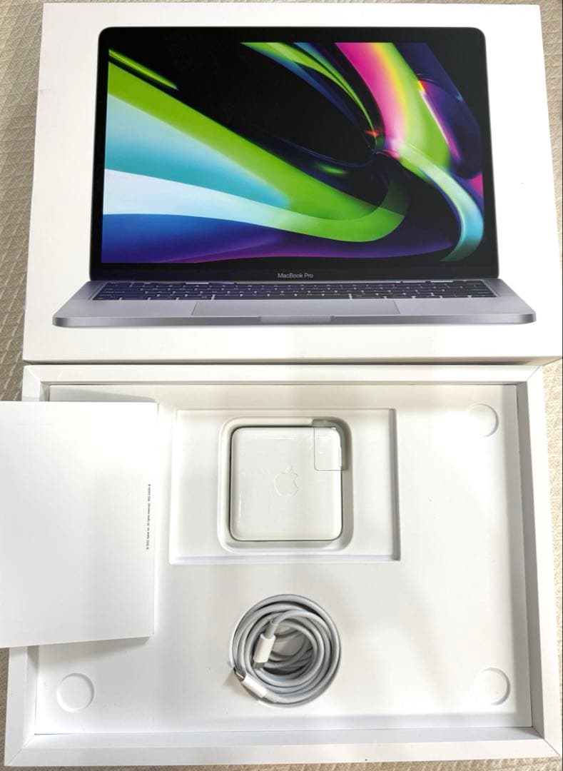 MacBook Pro 13インチ M2 2022 スペースグレイ