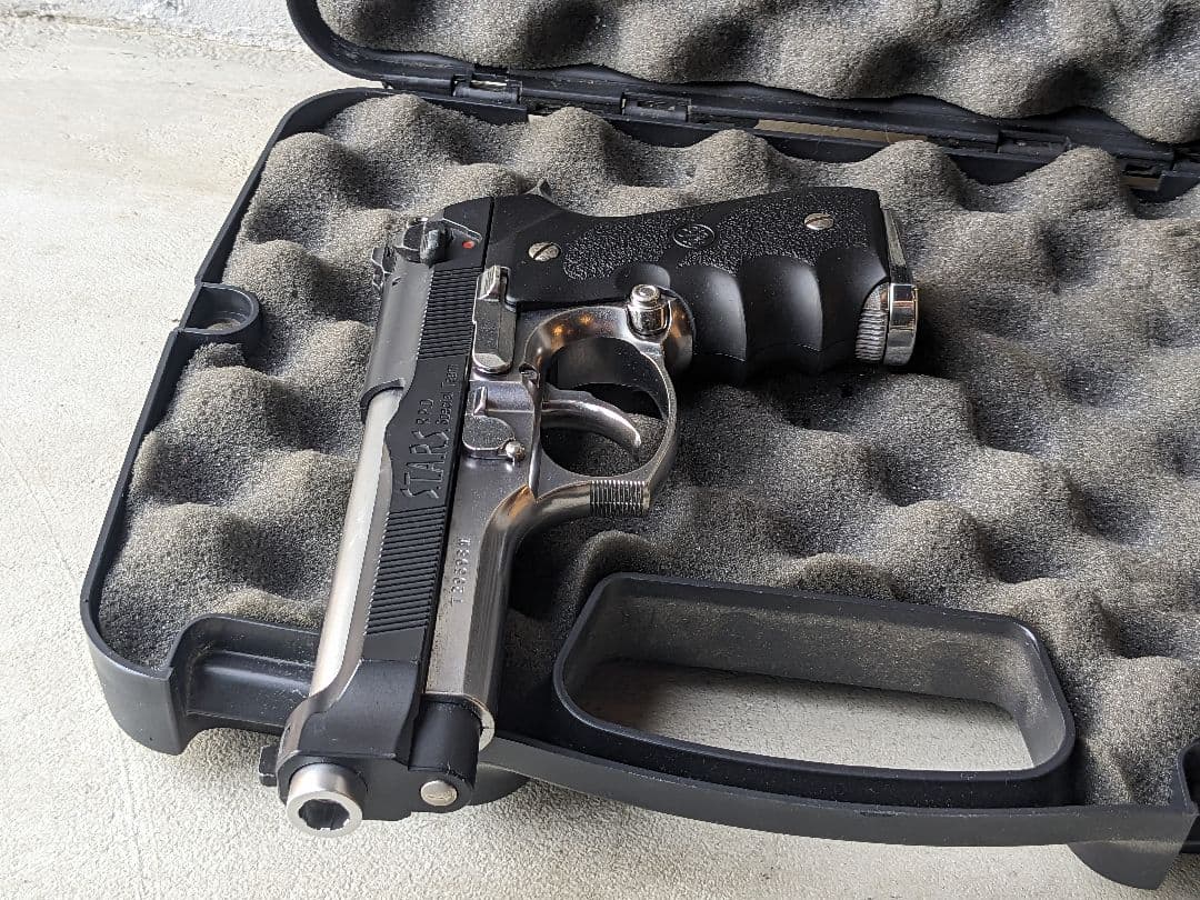東京マルイ　本体/ベレッタM92F スライド/サムライエッジ　ソフトケース付き！