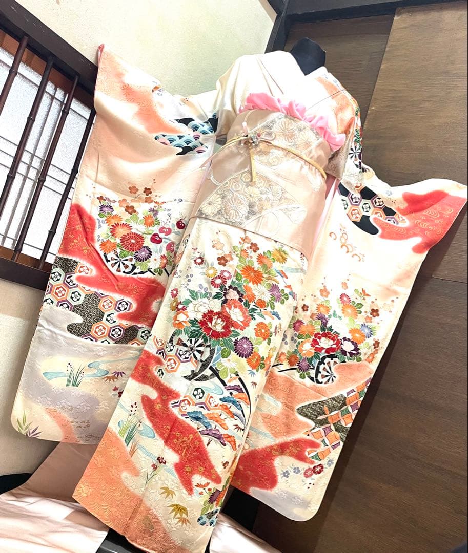 振袖 フルセット6点サイズS〜M 駒刺繍　流水鴛鴦花車文　暈し染め正絹