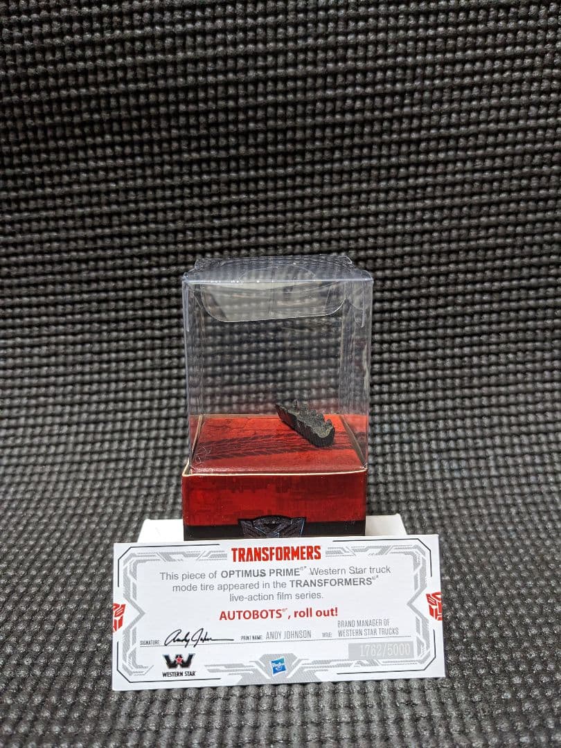 SDCC2017限定　 オプティマスプライム　中古品　追加武装+おまけ付き