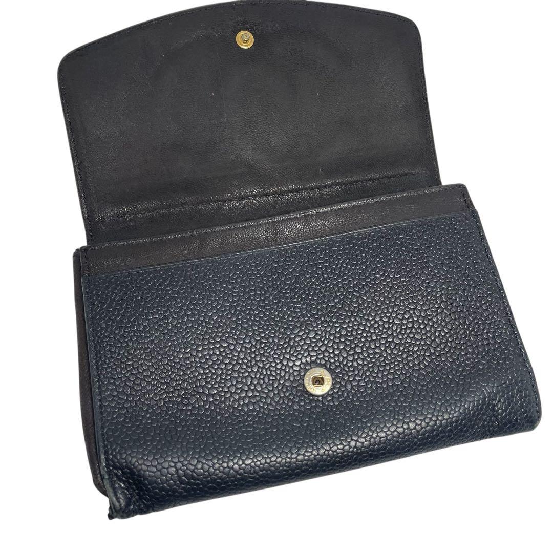 CHANEL シャネル　キャビアスキン　ココマーク　折り財布