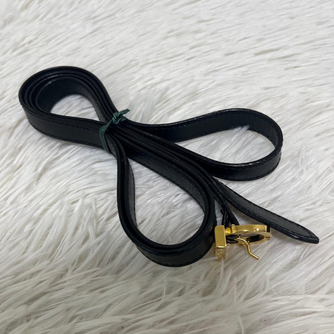 サルヴァトーレフェラガモ ハンドバッグ 2way ブラック ヴァラリボン