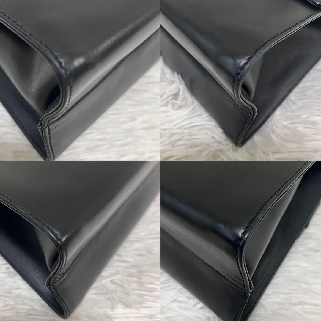 サルヴァトーレフェラガモ ハンドバッグ 2way ブラック ヴァラリボン