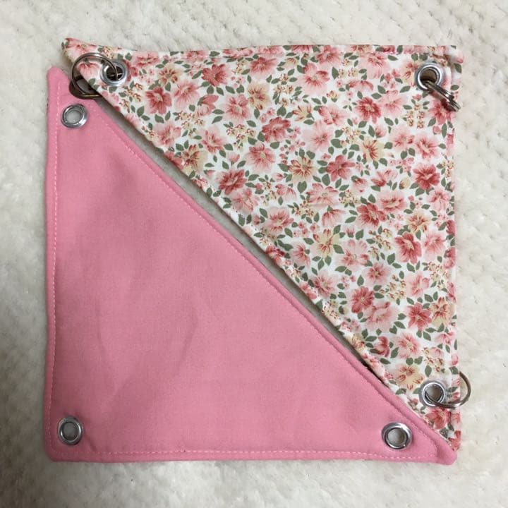 三角コーナーハンモック（小花柄・ピンク）春・秋仕様    ポーチ