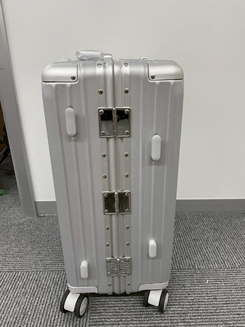 リベティ多機能キャリーケース【マットシルバーSサイズ】41