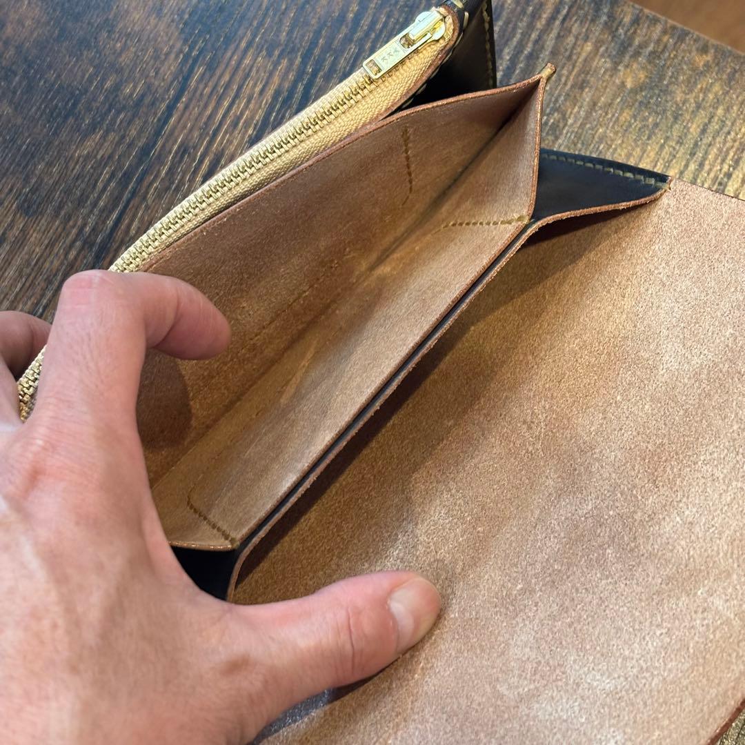 栃木レザー　トラッカーウォレット　茶芯ブラック