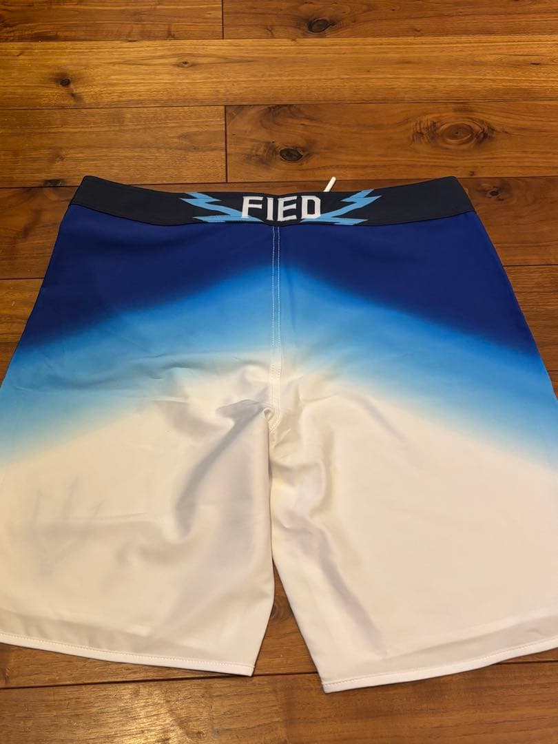 FIED サーフパンツ32インチ　新品未使用　ファイド　フィジーク