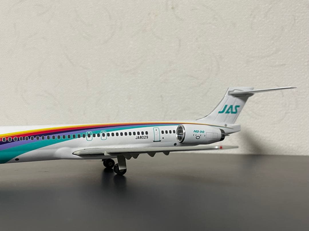 JA S旅客機MD-90 スケール1:200