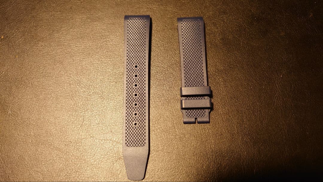 【超美品】IWC 現行ポルトギーゼ 純正ラバーベルト（ネイビー）