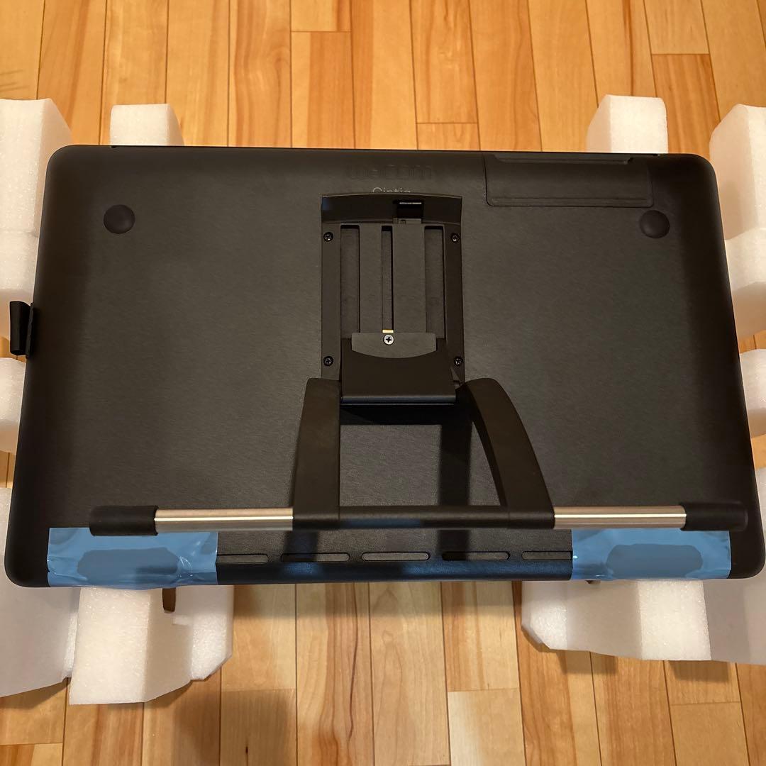 (未使用品) Wacom Qintiq22 セット