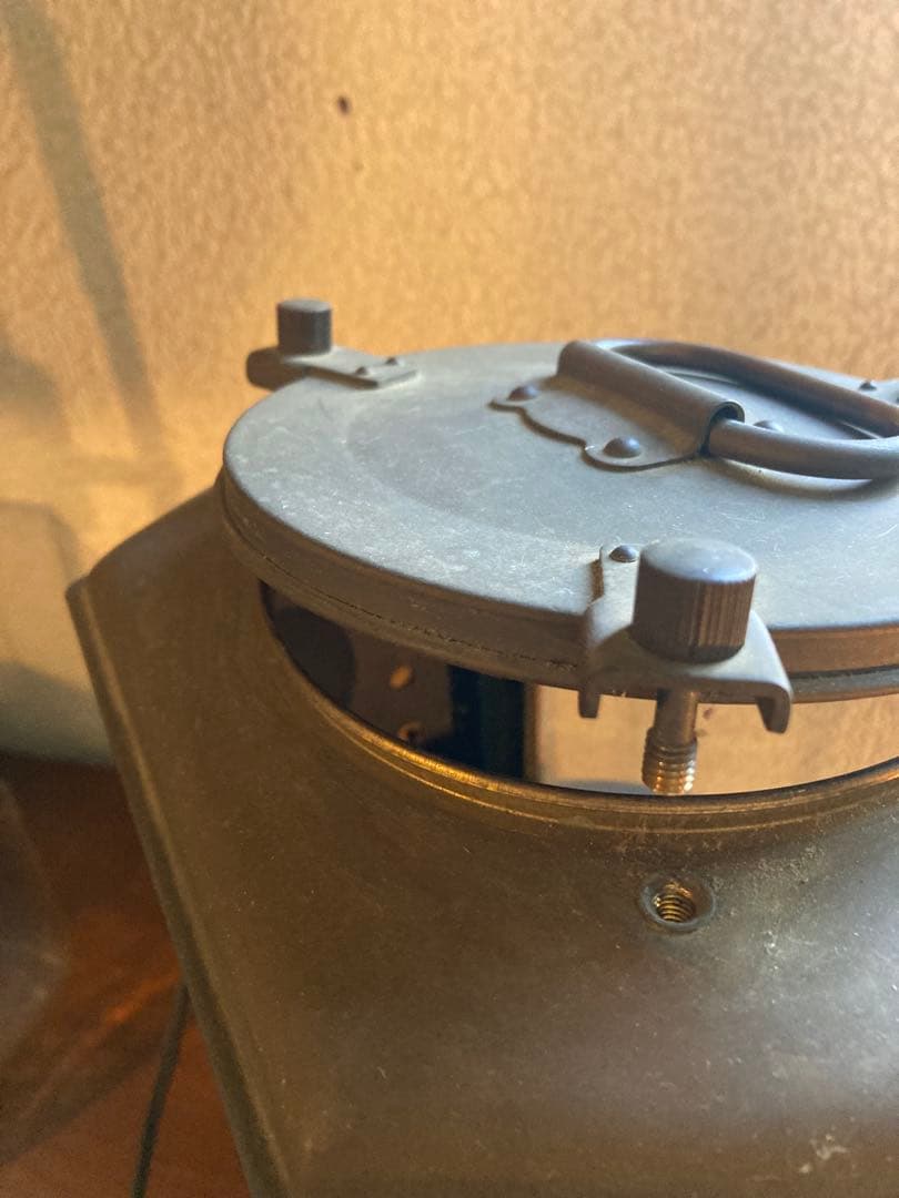 昭和レトロ　雰囲気抜群の大型船舶ランプです。サイズ直径23㎝ 高さ43㎝