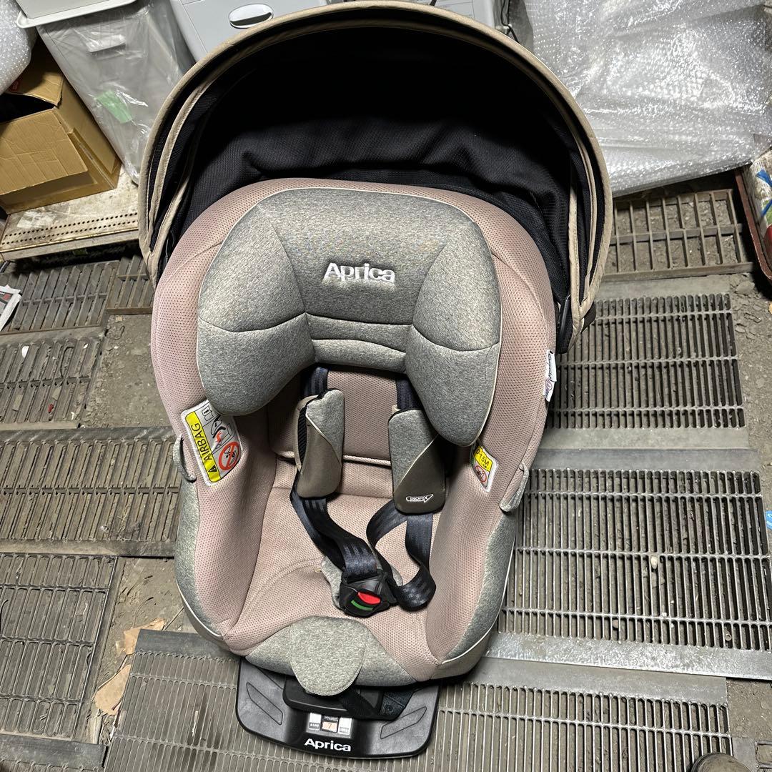 Aprica 車用チャイルドシート クルリラ AC 新生児使用