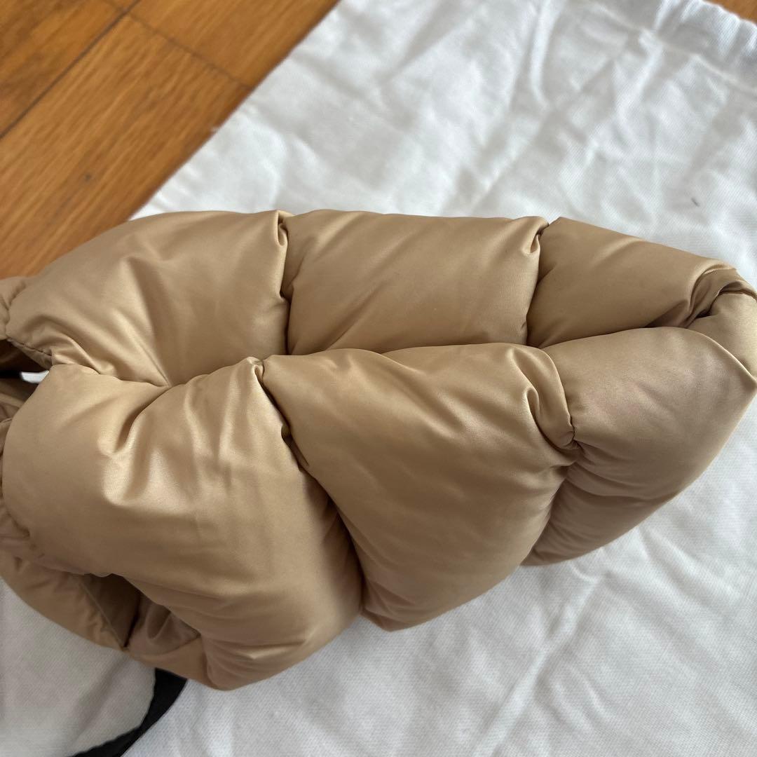 新品 未使用 モンクレール MONCLER ショルダーバッグ スマホショルダー