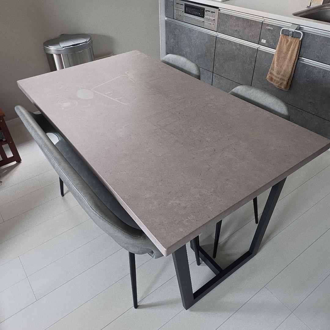 【大阪府引取限定】石材風テーブルとグレー椅子セット