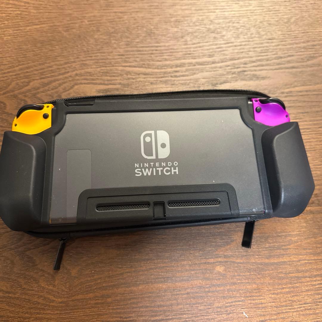 Nintendo Switch 本体　256GBsdカード　保護カバー付き
