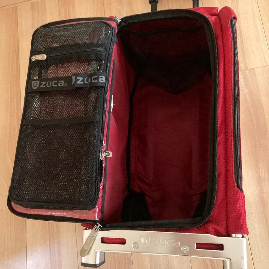 【さくらこ】ZÜCA ズーカ 座れるキャリーバッグ レッド 保護カバー付き
