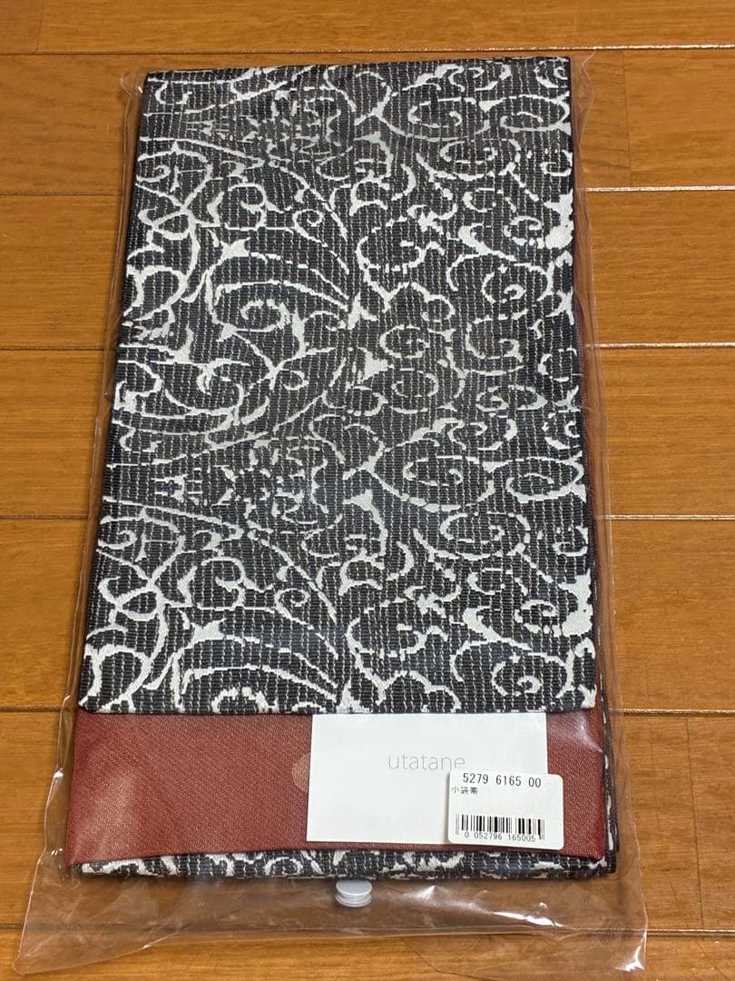 utatane 浴衣3点セット 浴衣・帯・下駄 フリーサイズ