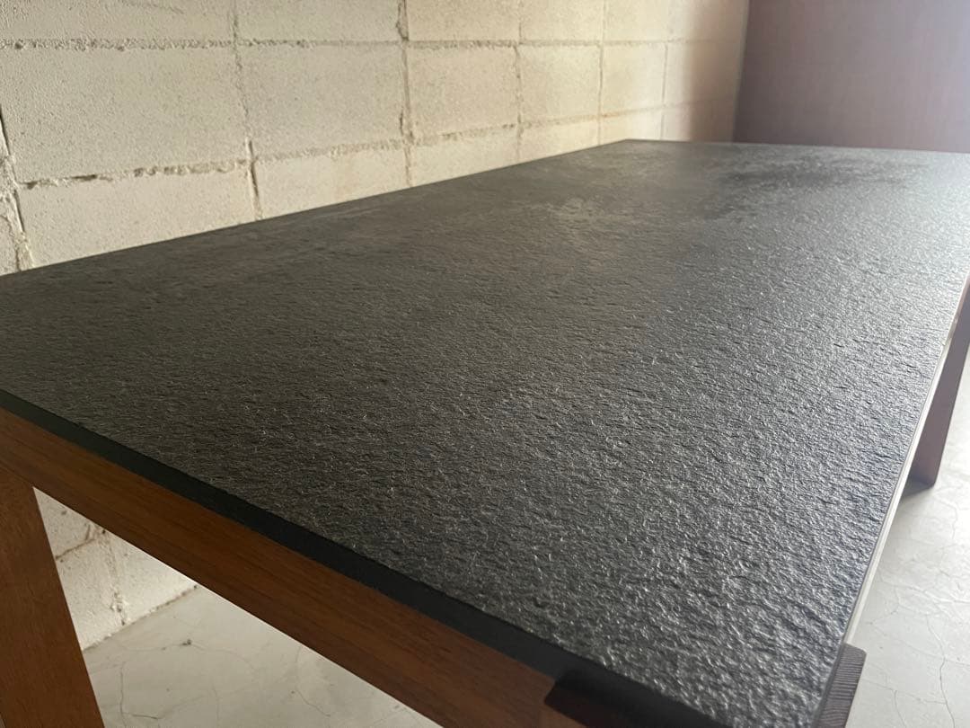 やー　御影石 × ウォールナット　ダイニングテーブル　クラスティーナ