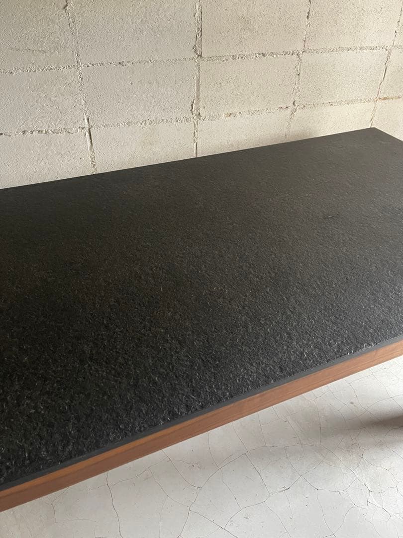 やー　御影石 × ウォールナット　ダイニングテーブル　クラスティーナ