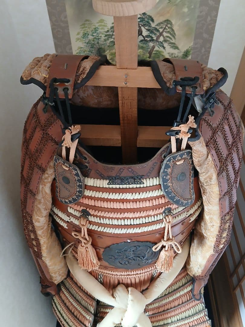伝統的な日本の武士の鎧
