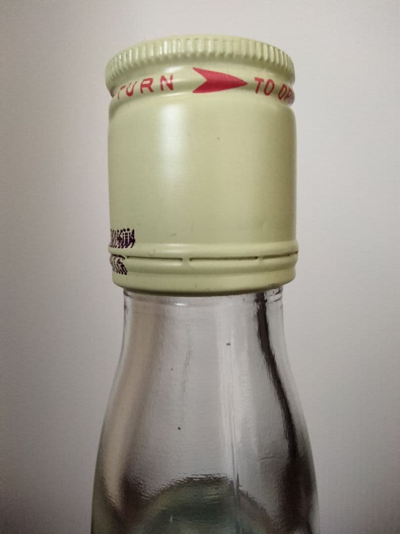 レイ＆ネヒュー　ジャマイカ　ホワイト ラム　ラム酒