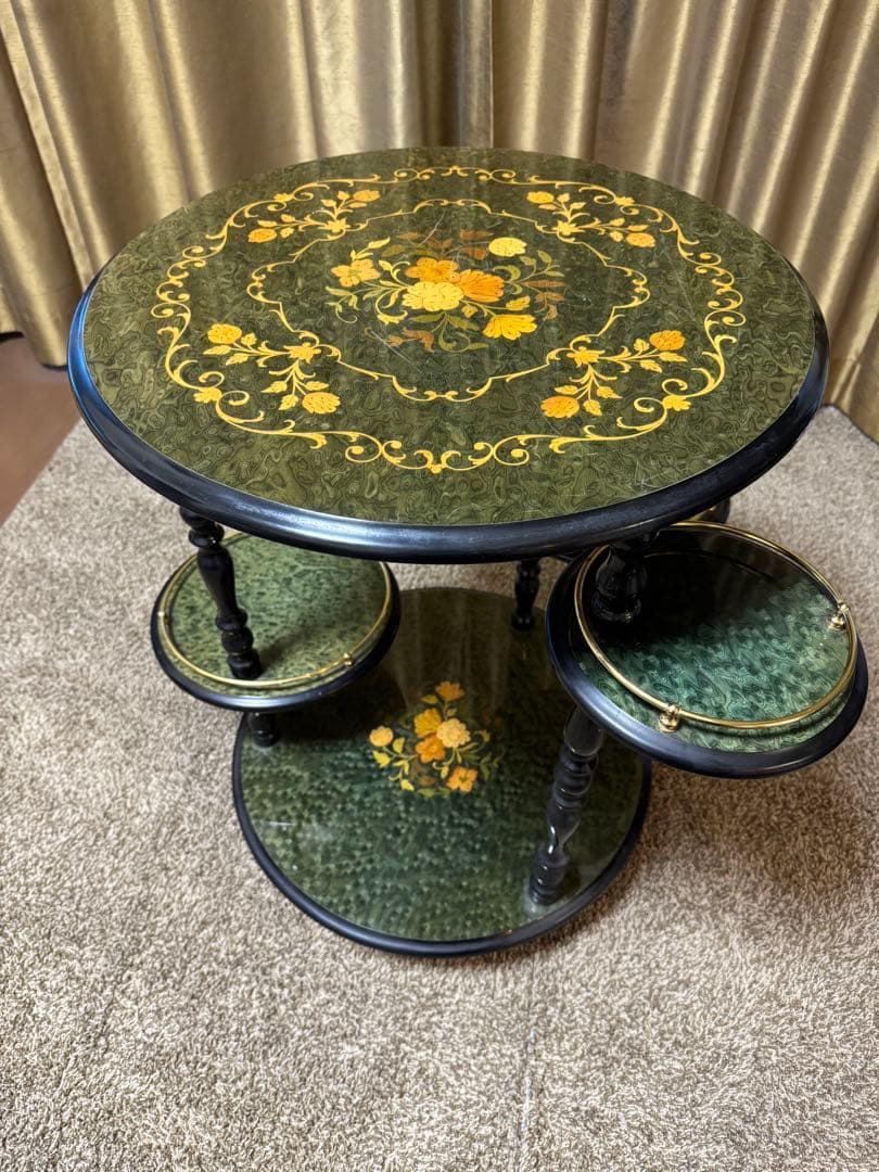 イタリア製　飾りテーブル