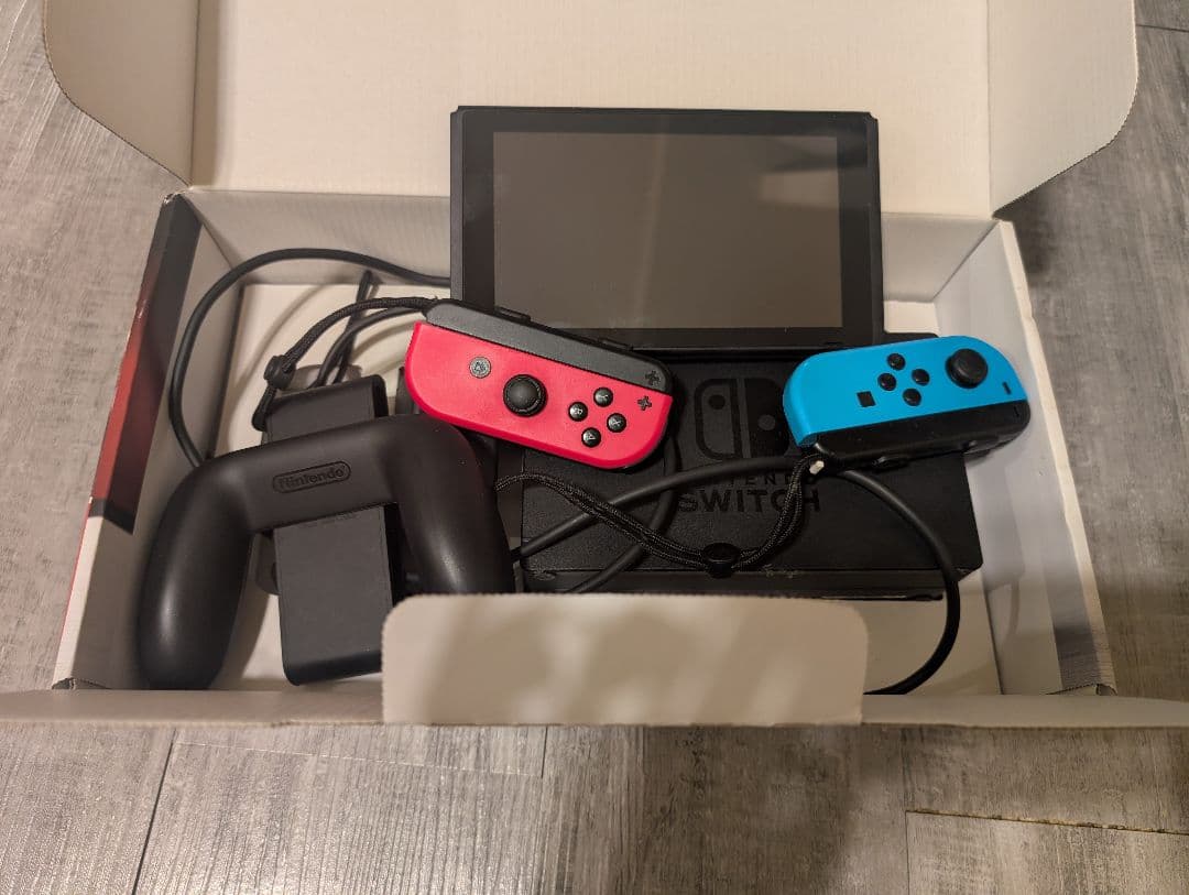 Nintendo Switch ネオンブルー/ネオンレッド 本体