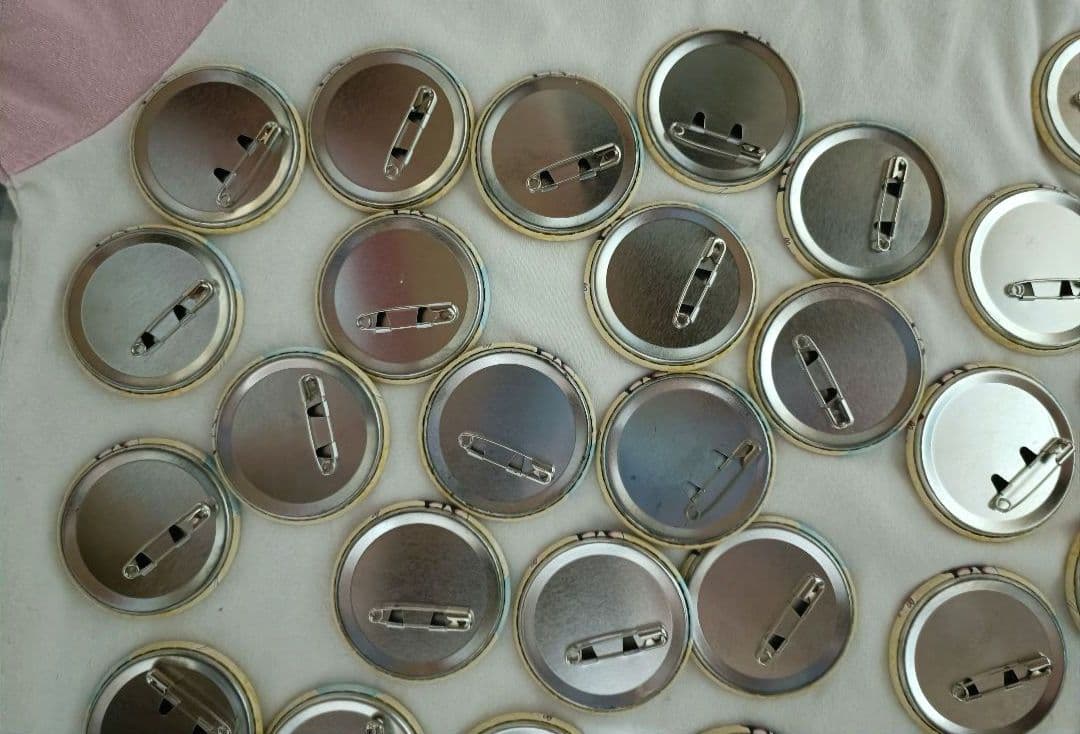 すとぷり　るぅと　缶バッチ　2021　summer デフォ