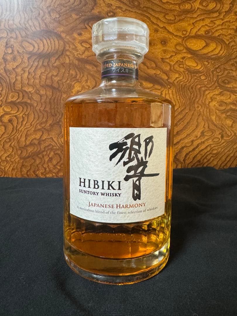 響Hibiki Japanese Harmony ウイスキー700ml