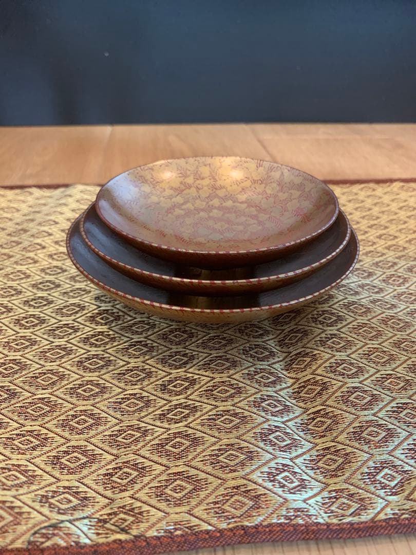 【祝儀用 御盃一組】三ツ盃 盃台(箱付き)