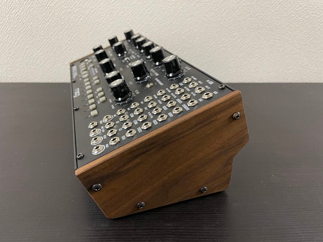鍵盤楽器 moog MOTHER-32