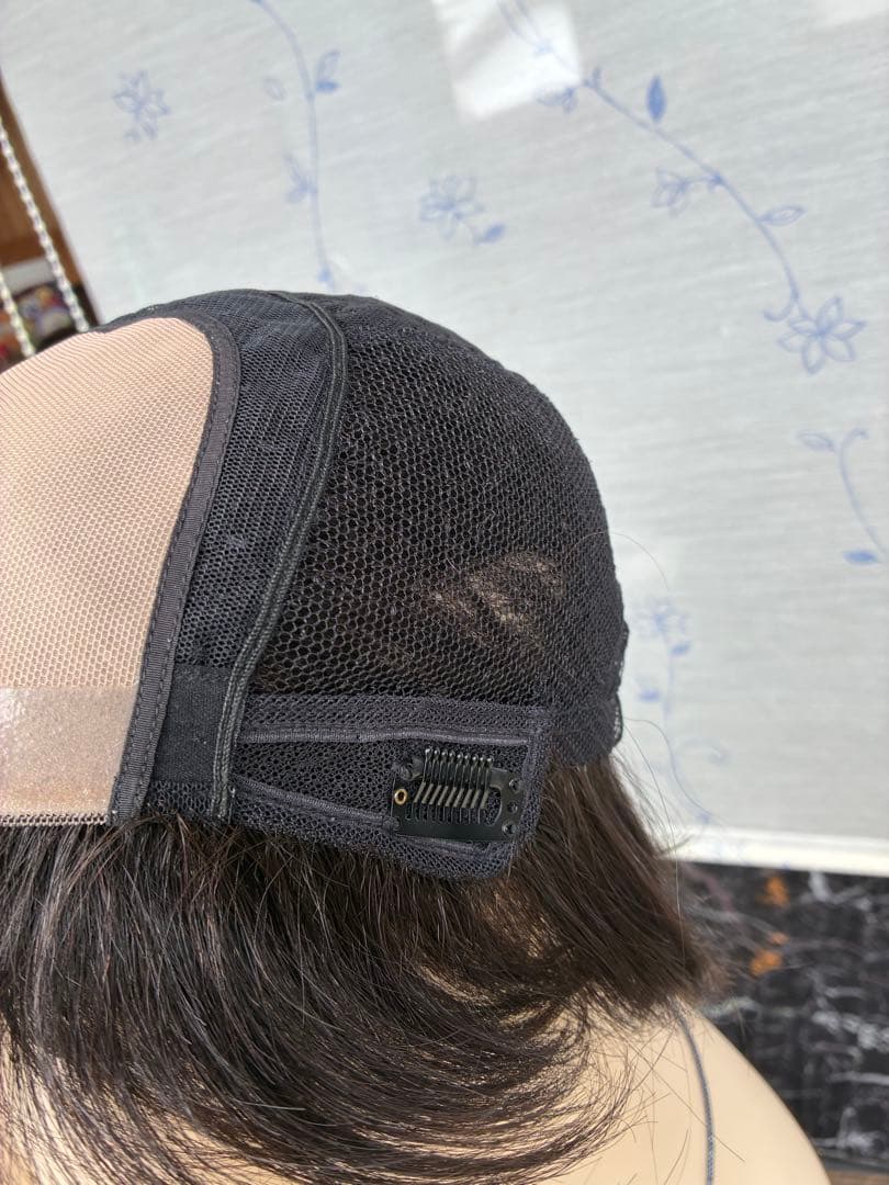 ショートウイッグ　前髪あり