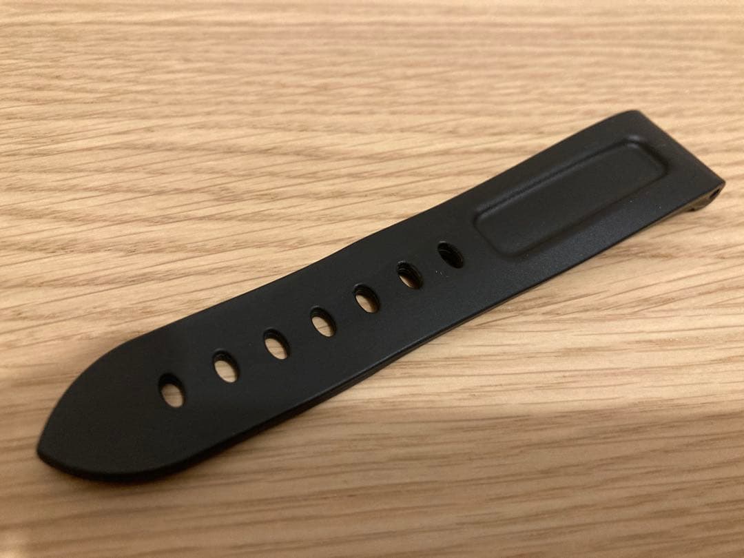 Panerai パネライ ラバーベルト ブラック ラグ幅22mm 尾錠幅20mm