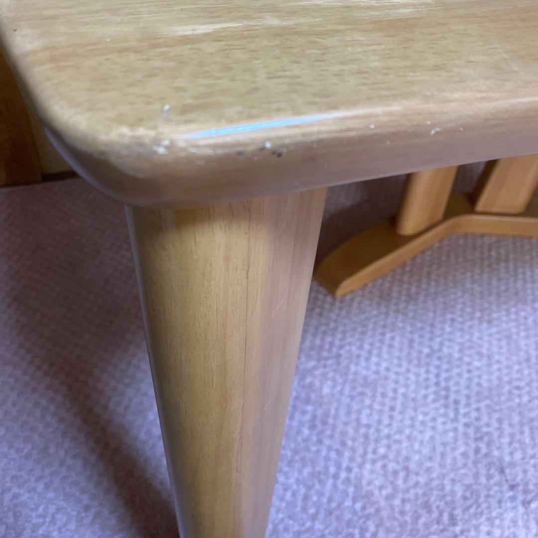 カリモク　Chitano 半円ダイニングテーブル