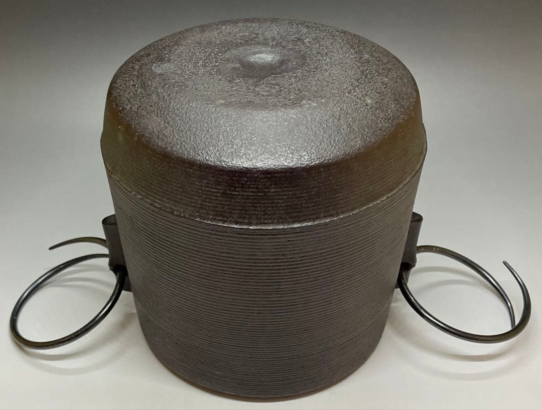 菊池政光　茶釜　糸目竹文　筒釜　釜釻　共箱　栞 　X573