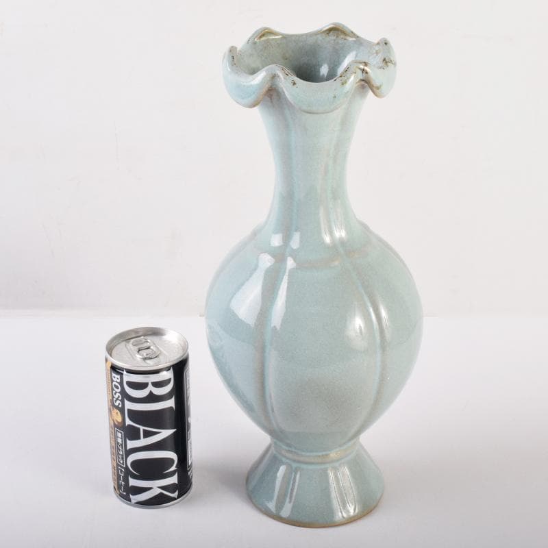 中国　釣窯　粉青　花口瓶　高さ約30㎝　V　R7720B