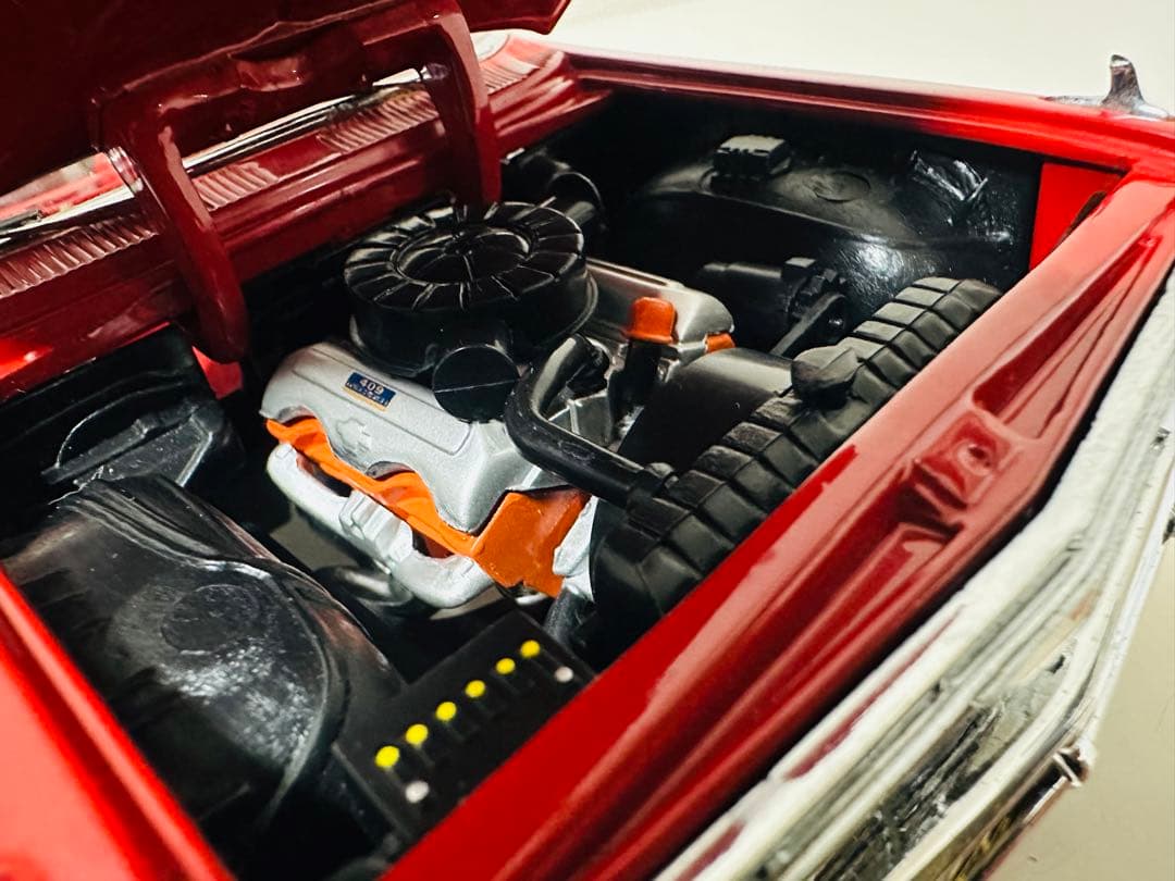 サンスター/’61 Chevyシボレー Impalaインパラ SS 1/18