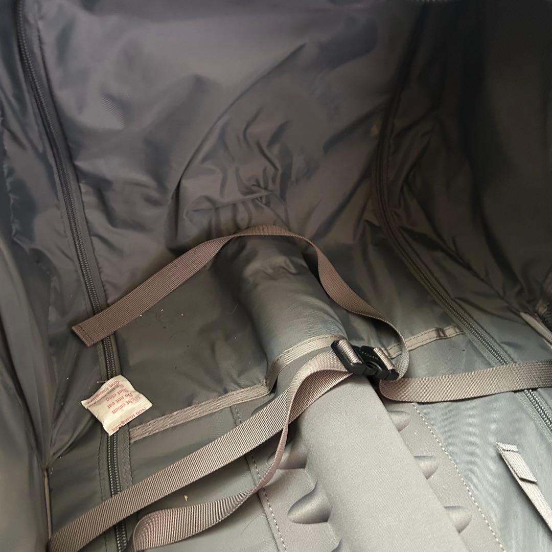 モンベル mont-bell ウィーリーダッフル 100 キャリーバッグ　特大