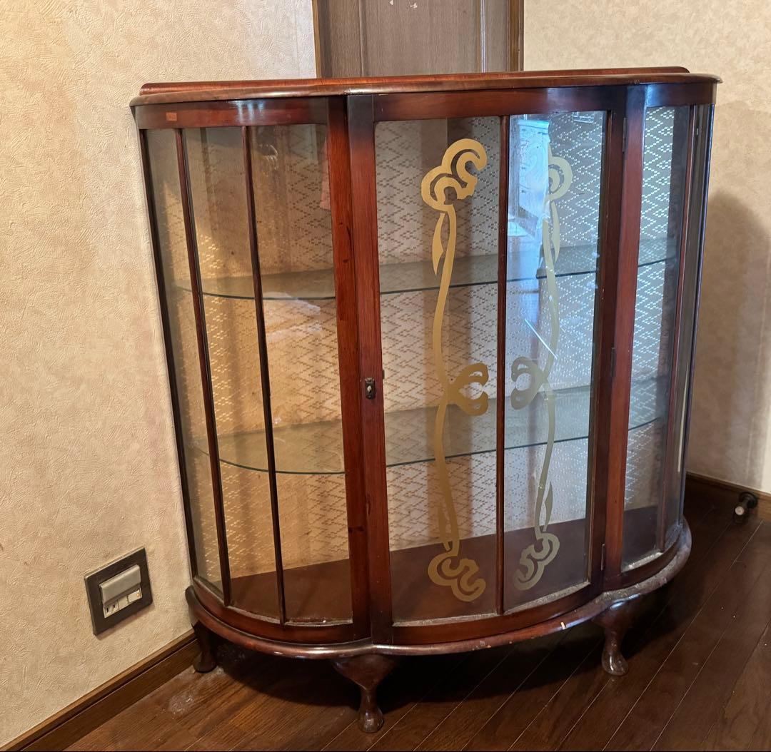 木製キャビネット 3段棚付きアンティーク飾り棚