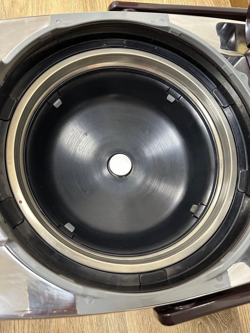 圧力IH炊飯器 NW-AA10 2017年製